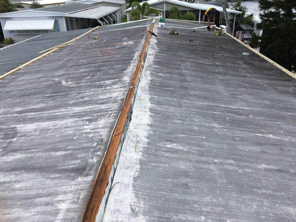 Modular Home Roof Contractor in Largo, FL.